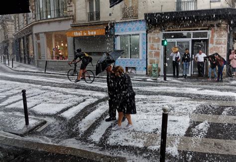 Les images impressionnantes des orages qui ont frappé la.